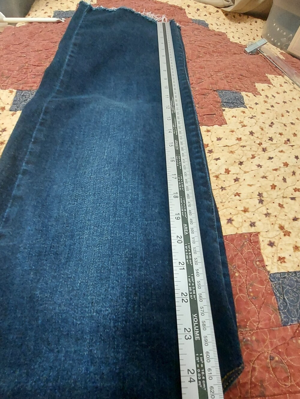 Judy Blue Dark Wash Wide Leg Cropped Raw Hem Size 3/26 - Picture 10 of 10